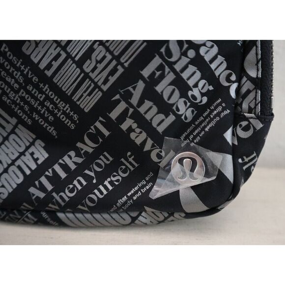 Lululemon LU9BGXS Women's O/S Black/Silver Manifesto Print Everywhere Belt Bag - Picture 3 of 8
